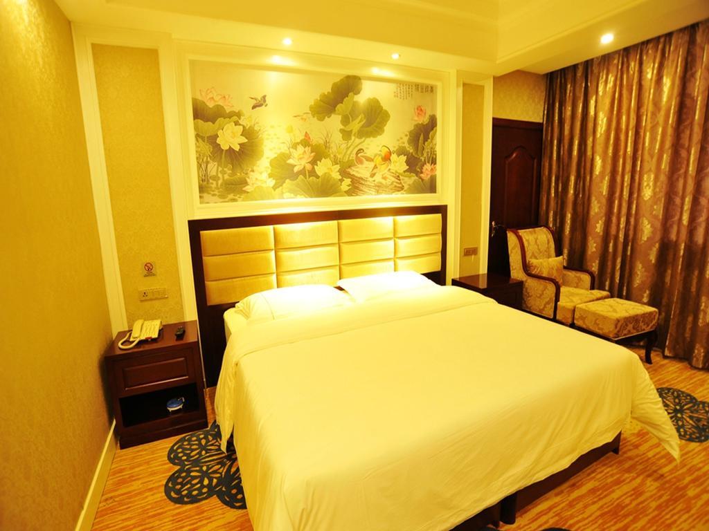 New West Street Hotel - Grand Wing Yangshuo Δωμάτιο φωτογραφία