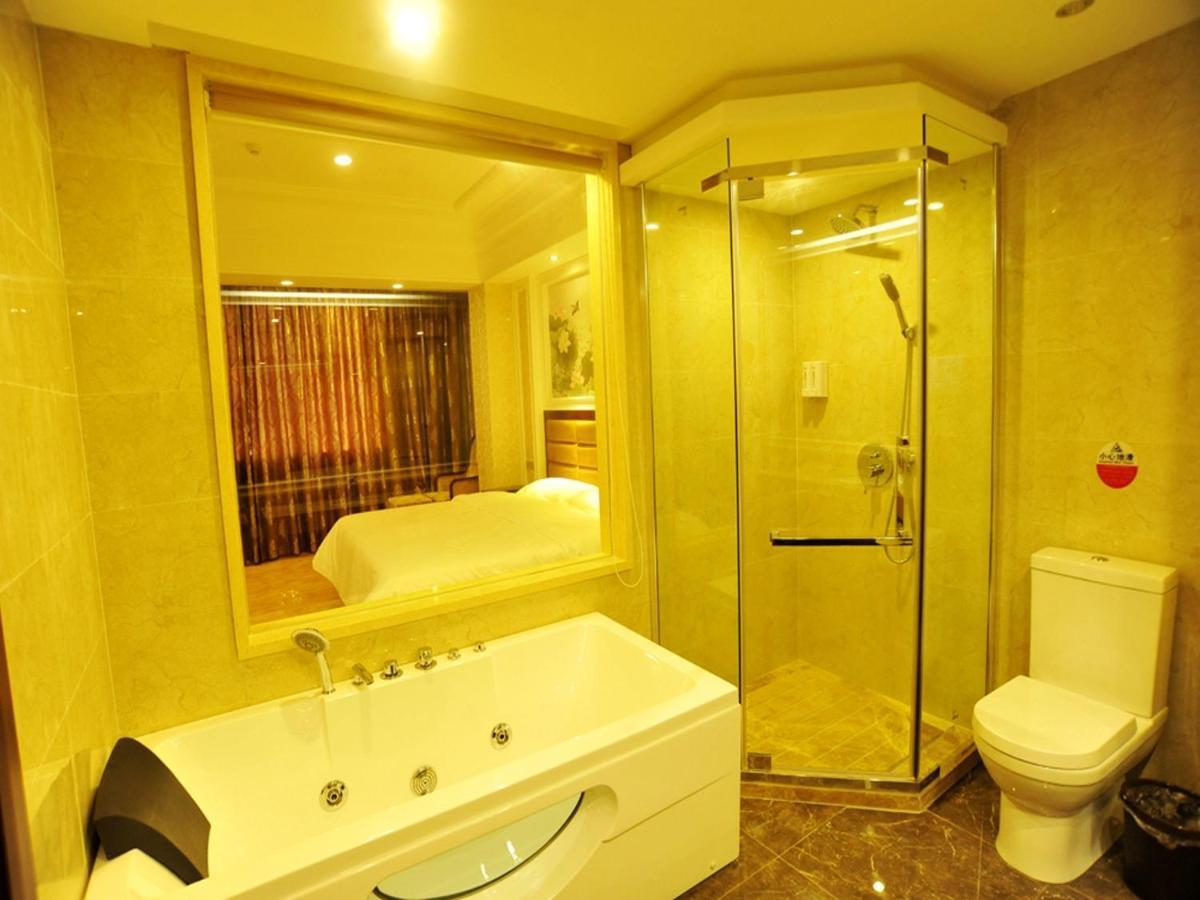 New West Street Hotel - Grand Wing Yangshuo Δωμάτιο φωτογραφία