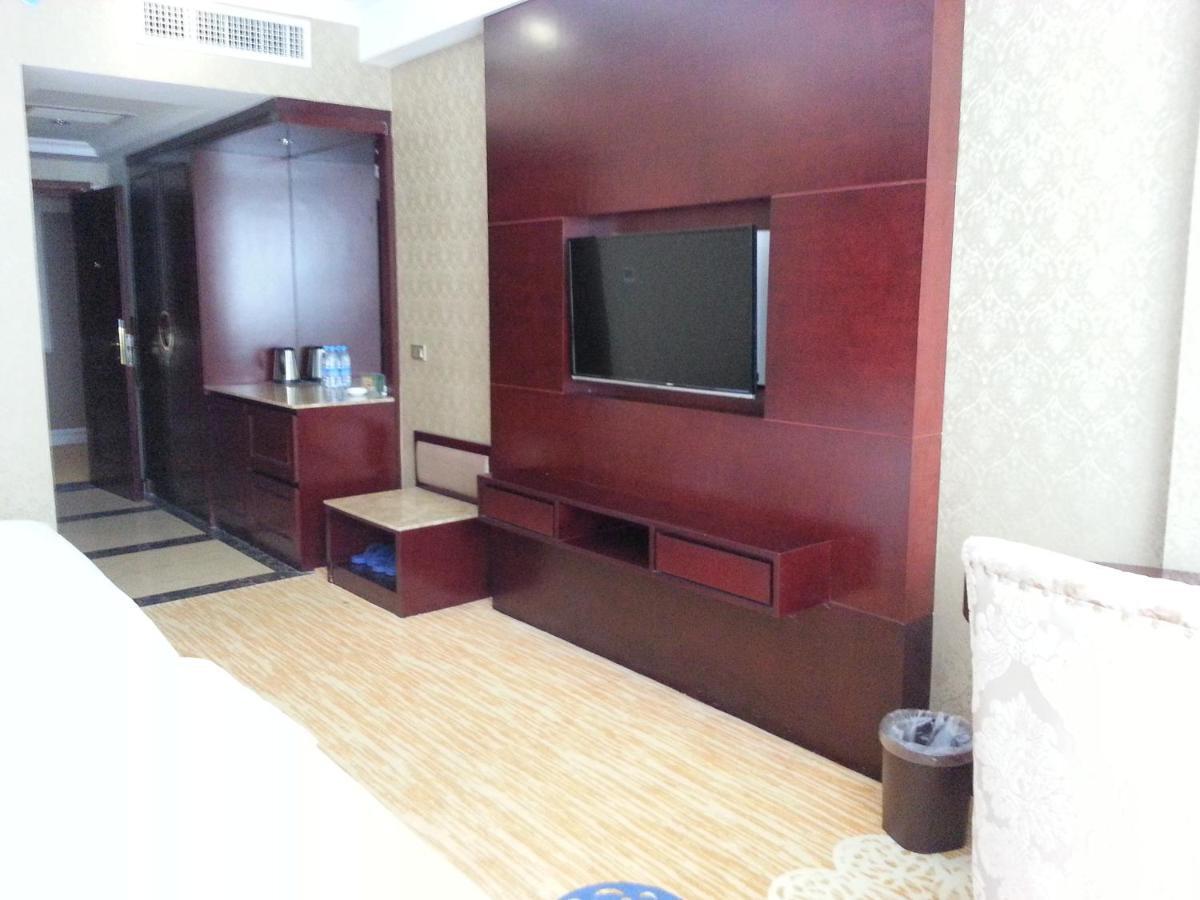 New West Street Hotel - Grand Wing Yangshuo Δωμάτιο φωτογραφία